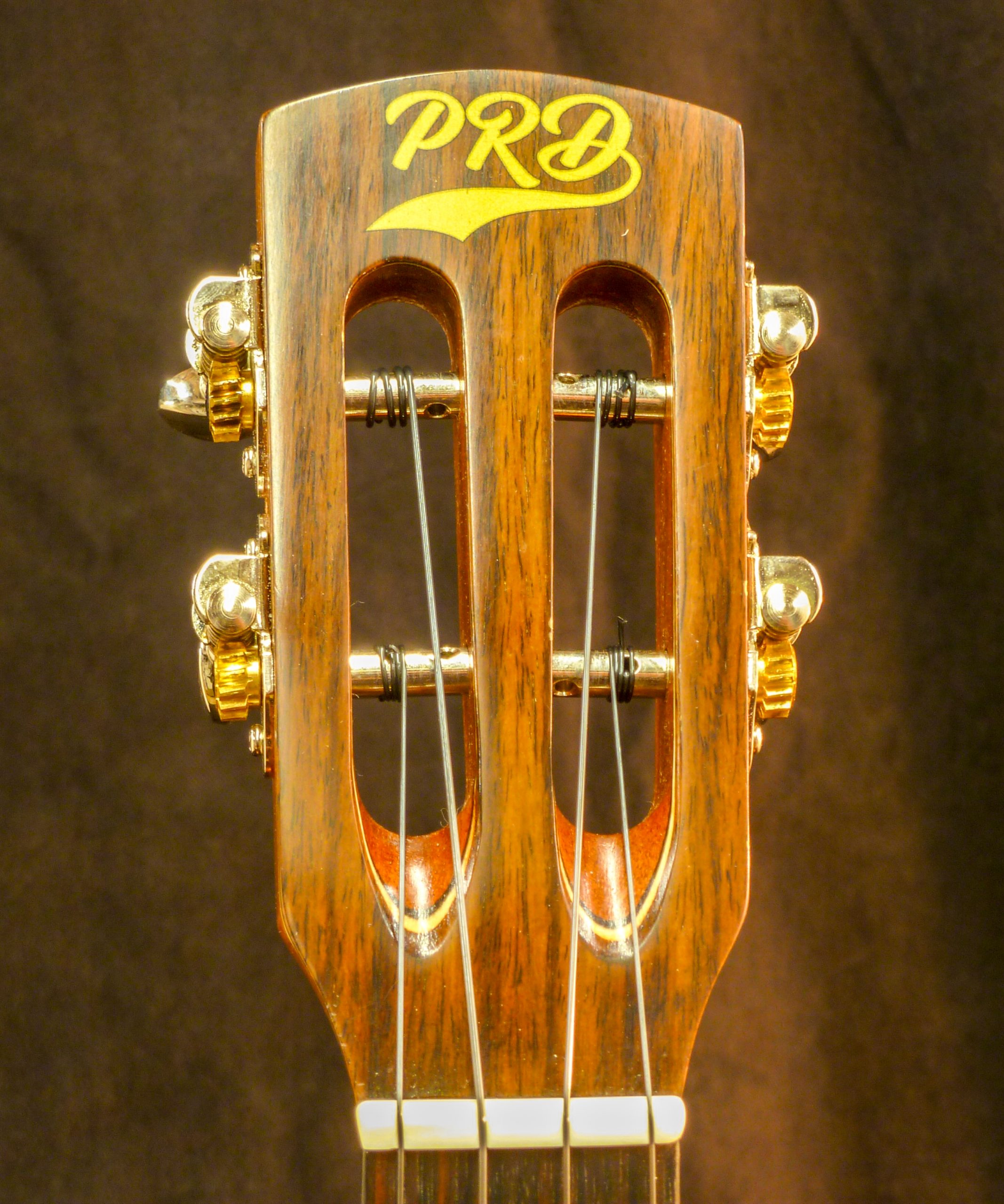 uke 2 headstock